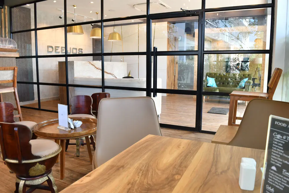 deejos architects ecr office 6.webp